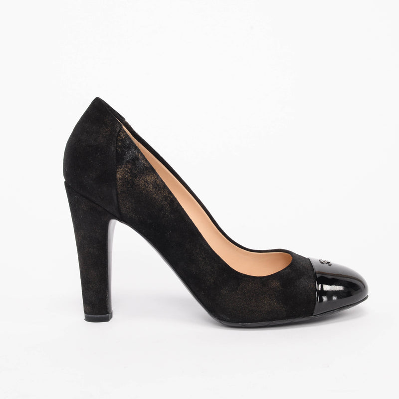 Chanel Black Metallic Suede Cap Toe CC Pumps 37 - Blue Spinach