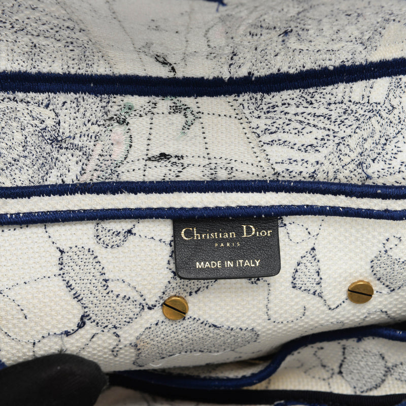 Dior White Around The World Saddle Bag - Blue Spinach