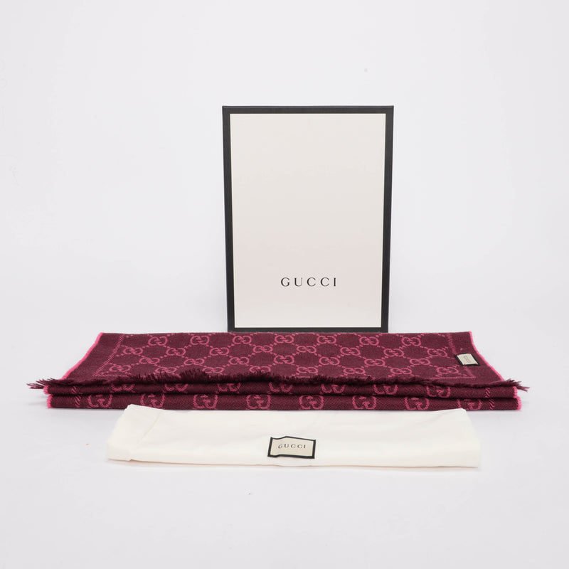 Gucci Pink Wool Double Jacquard GG Scarf - Blue Spinach