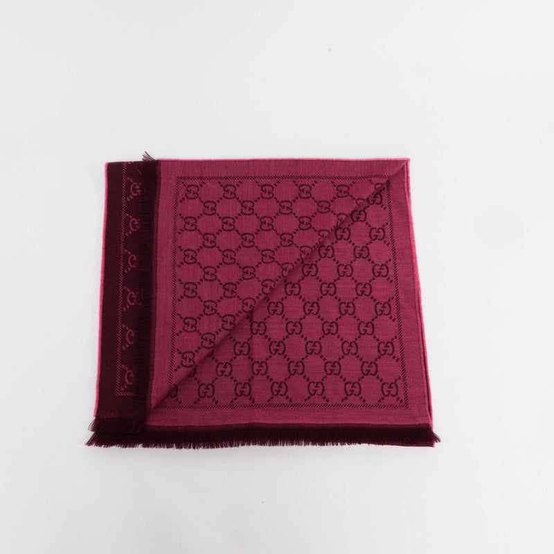 Gucci Pink Wool Double Jacquard GG Scarf - Blue Spinach