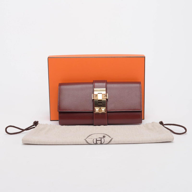 Hermes Rouge H Tadelakt Medor 23 Clutch - Blue Spinach