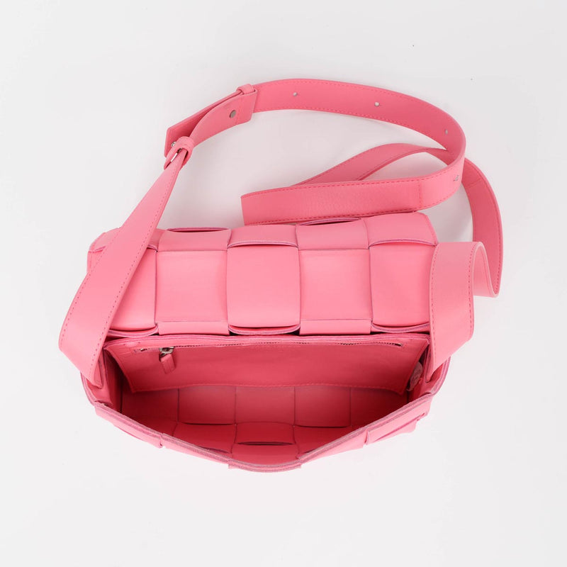 Bottega Veneta Pink Lambskin Cassette Shoulder Bag - Blue Spinach