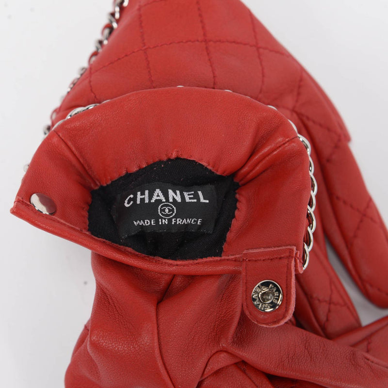 Chanel Red Quilted Lambskin CC Chain Gloves - Blue Spinach