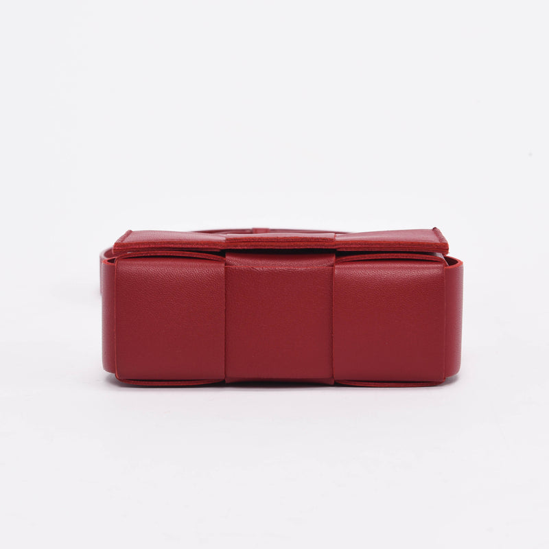 Bottega Veneta Red Intrecciato Candy Cassette Bag - Blue Spinach